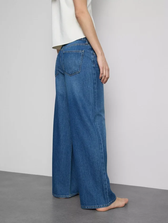 Blugi din denim de bumbac, talie medie, croi larg Blugi din denim de bumbac, talie medie, croi larg