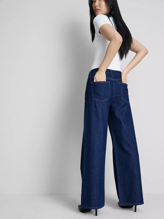 Blugi din denim de bumbac, talie medie, croi larg Blugi din denim de bumbac, talie medie, croi larg