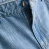 Blugi din denim de bumbac, talie medie, croi larg Blugi din denim de bumbac, talie medie, croi larg