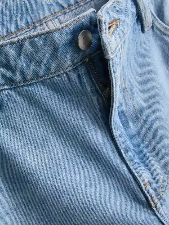 Blugi din denim de bumbac, talie medie, croi larg Blugi din denim de bumbac, talie medie, croi larg