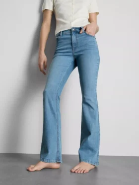 Blugi din denim de bumbac, talie medie, evazați