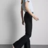Blugi din denim de bumbac, talie medie, evazați Blugi din denim de bumbac, talie medie, evazați