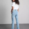 Blugi din denim de bumbac, talie medie, evazați Blugi din denim de bumbac, talie medie, evazați