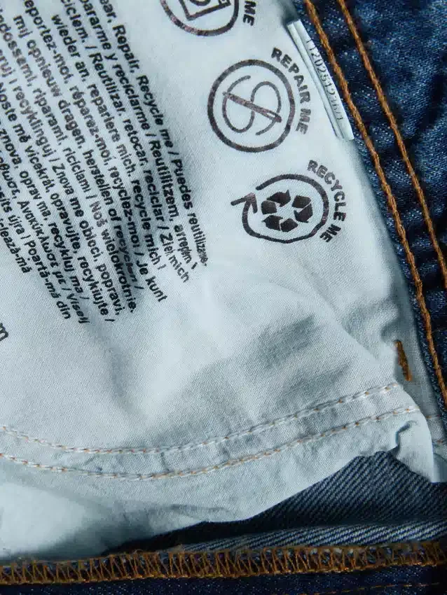 Blugi relaxați cu talie înaltă Blugi relaxați cu talie înaltă