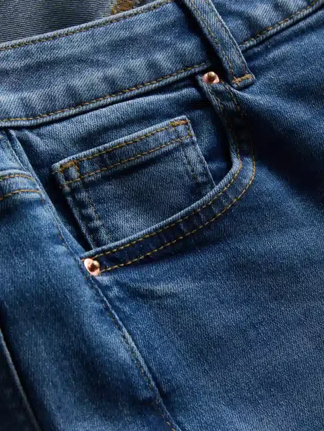 Blugi skinny cu talie înaltă de ultimă generație Blugi skinny cu talie înaltă de ultimă generație