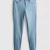 Blugi skinny Essential cu talie medie | croială normală Blugi skinny Essential cu talie medie | croială normală