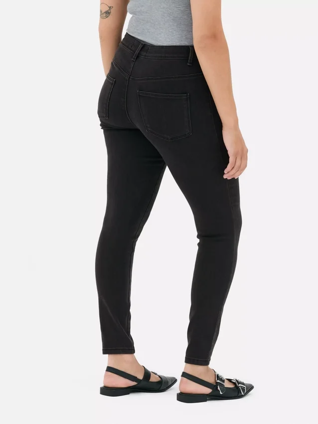 Blugi skinny Essential cu talie medie | croială normală Blugi skinny Essential cu talie medie | croială normală
