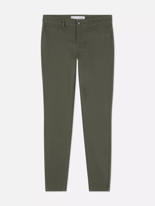 Blugi skinny Essential cu talie medie | croială normală Blugi skinny Essential cu talie medie | croială normală