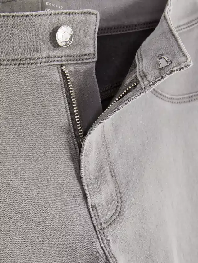 Blugi skinny Essential cu talie medie | croială normală Blugi skinny Essential cu talie medie | croială normală