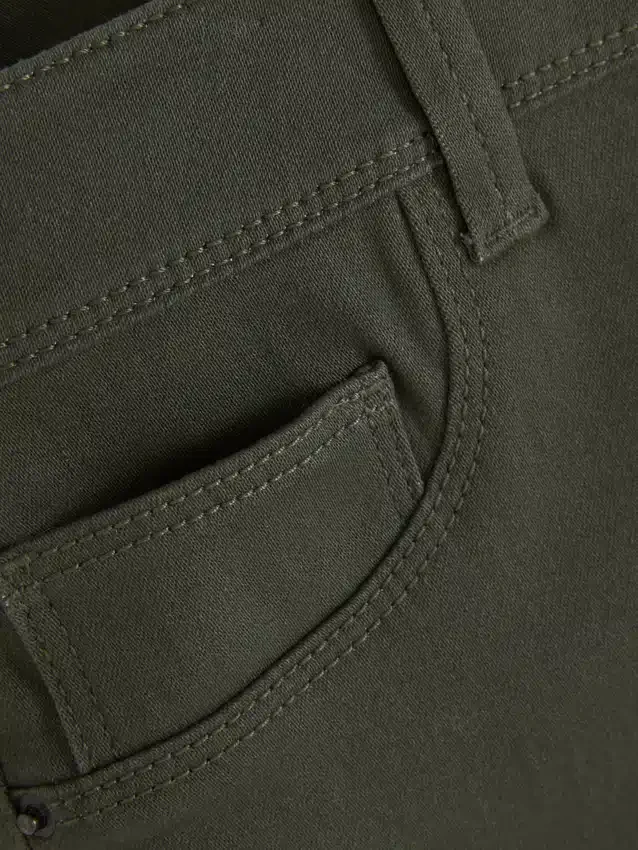 Blugi skinny Essential cu talie medie | croială normală Blugi skinny Essential cu talie medie | croială normală