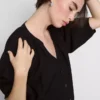 Bluză cu mâneci 3/4 și decolteu în V Bluză cu mâneci 3/4 și decolteu în V