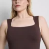 Body fără cusături cu guler pătrat Body fără cusături cu guler pătrat