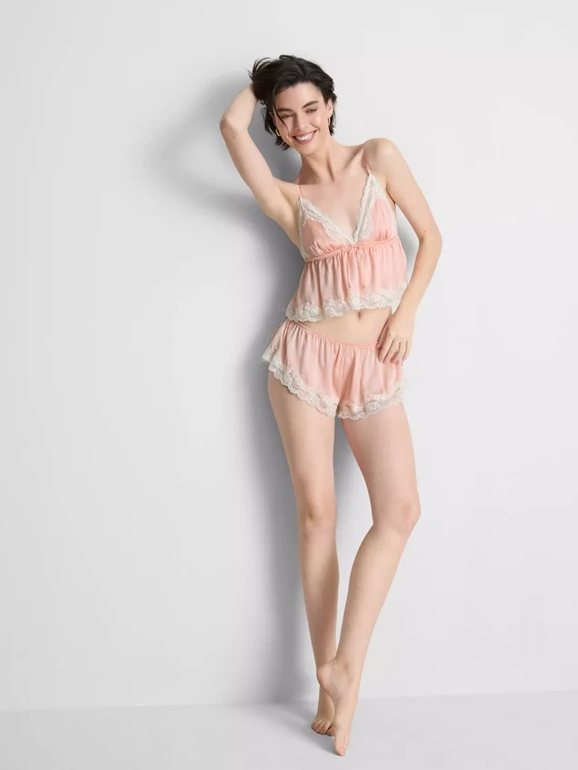 Bralette de mireasă din satin și dantelă, tip babydoll Bralette de mireasă din satin și dantelă, tip babydoll