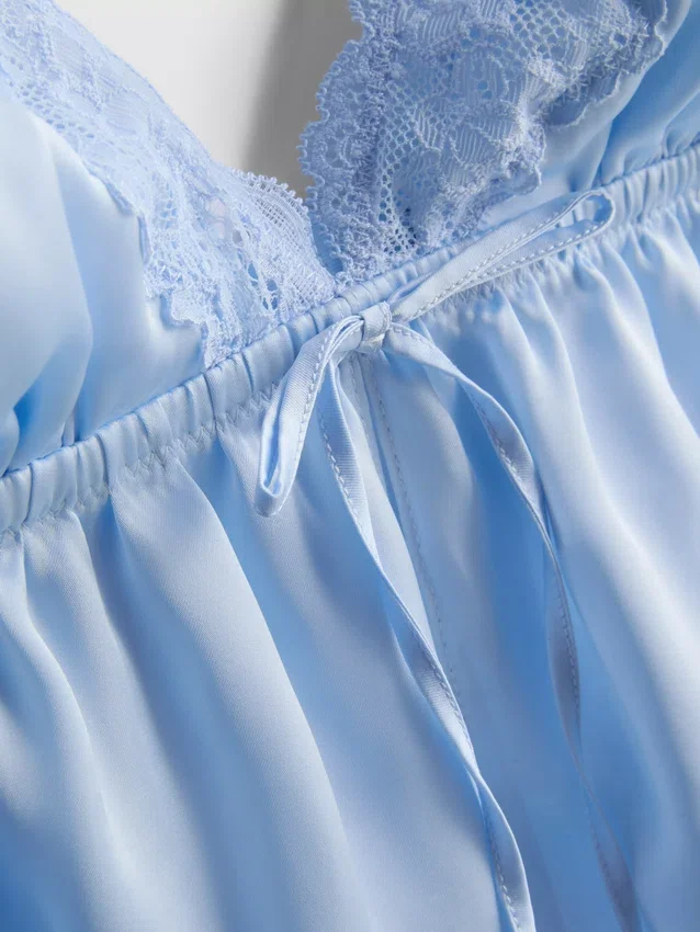 Bralette de mireasă din satin și dantelă, tip babydoll Bralette de mireasă din satin și dantelă, tip babydoll