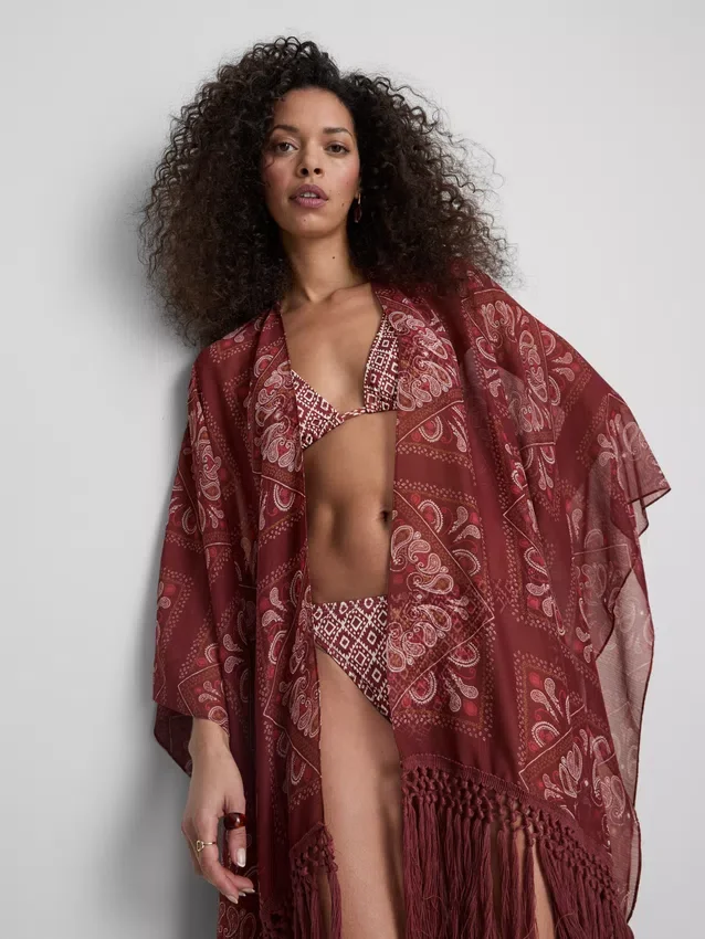 Cape cu franjuri în model Paisley Cape cu franjuri în model Paisley