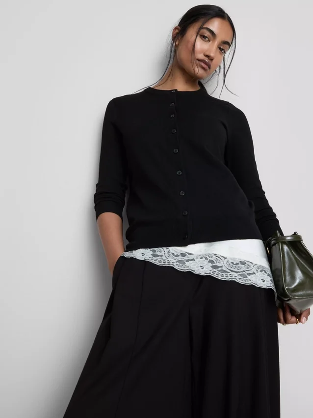 Cardigan cu mâneci lungi și guler rotund Cardigan cu mâneci lungi și guler rotund
