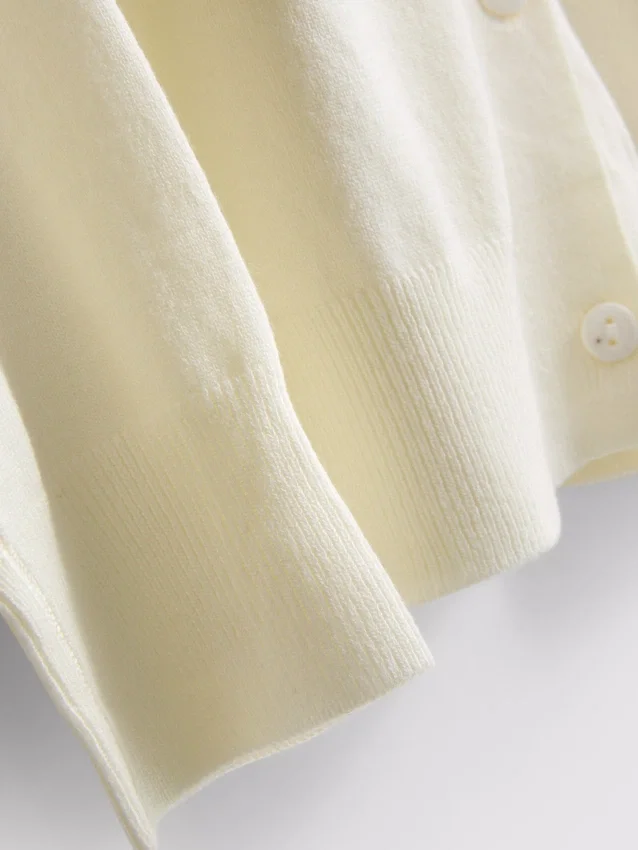 Cardigan esențial cu guler rotund Cardigan esențial cu guler rotund