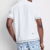 Cămășă cu guler reversibil și broderie în formă de pește Cămășă cu guler reversibil și broderie în formă de pește