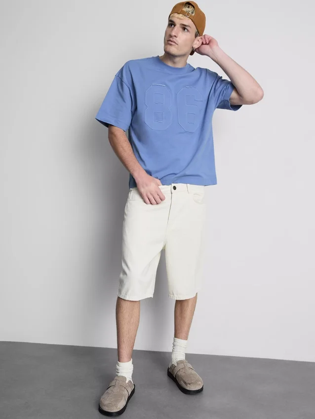Cămășă cu număr aplicat Cămășă cu număr aplicat