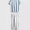 Cămășă și pijamale cu pantaloni în dungi Cămășă și pijamale cu pantaloni în dungi