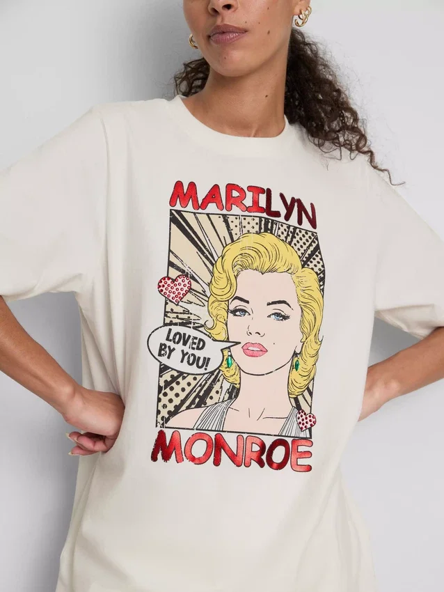 Cămășă oversized din bumbac cu imprimeu Marilyn Monroe Cămășă oversized din bumbac cu imprimeu Marilyn Monroe