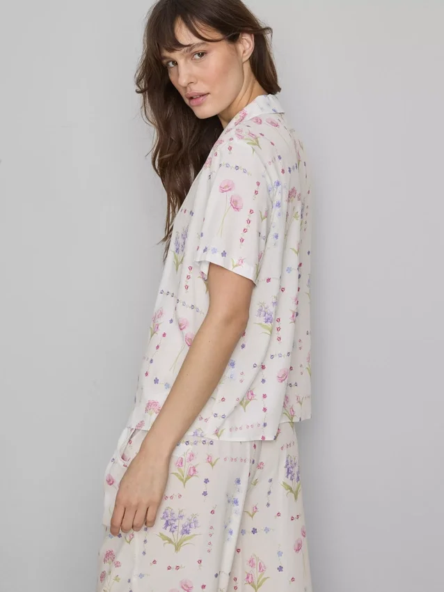 Cămașă de pijama cu mâneci scurte și imprimeu floral Cămașă de pijama cu mâneci scurte și imprimeu floral