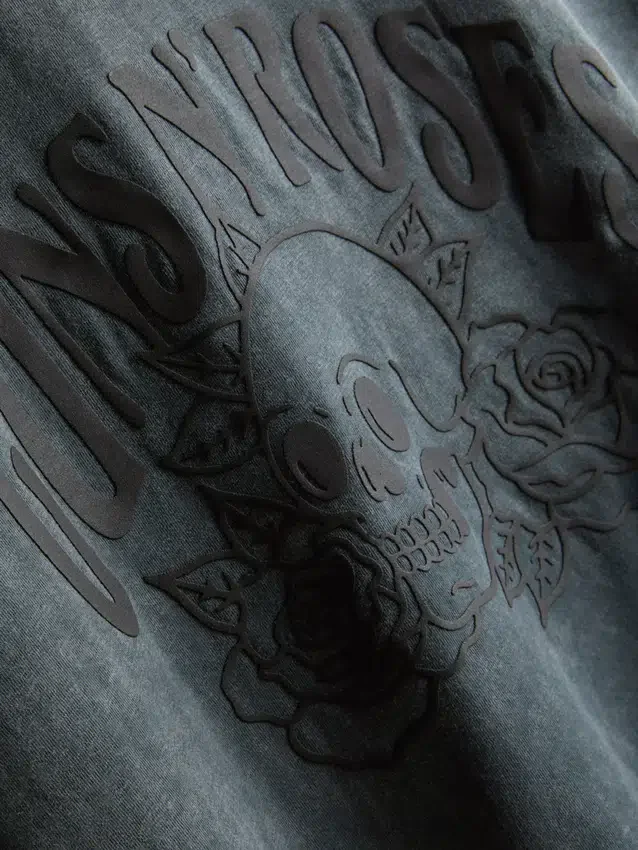 Cămășa Guns N’ Roses cu bordură din dantelă Cămășa Guns N’ Roses cu bordură din dantelă