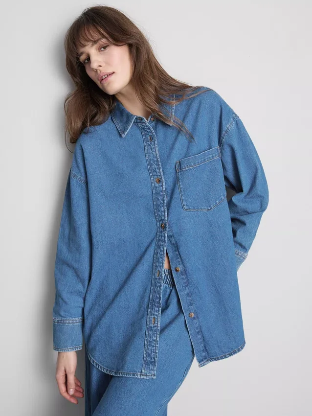 Cămașă lejeră din denim de bumbac, cu nasturi Cămașă lejeră din denim de bumbac, cu nasturi
