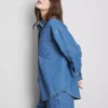 Cămașă lejeră din denim de bumbac, cu nasturi Cămașă lejeră din denim de bumbac, cu nasturi