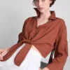 Cămașă scurtă din bumbac, cu legătură în față Cămașă scurtă din bumbac, cu legătură în față
