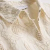 Cămașa cu broderie și tiv curbat din colecția The Edit Cămașa cu broderie și tiv curbat din colecția The Edit
