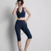 Colanți capri sportivi cu talie înaltă, netede și care oferă susținere Colanți capri sportivi cu talie înaltă, netede și care oferă susținere