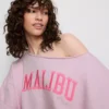 Colecția Primark | Hanorac cu umerii descoperiți și slogan Colecția Primark | Hanorac cu umerii descoperiți și slogan