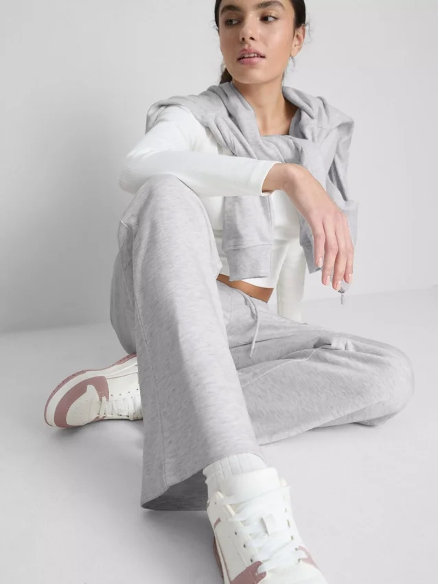Colecția Primark | pantaloni de trening cu croi drept Colecția Primark | pantaloni de trening cu croi drept