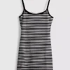Colecția Primark | Rochie mini cu bretele și bordură contrastantă Colecția Primark | Rochie mini cu bretele și bordură contrastantă
