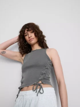 Colecția Primark | Tricou scurt cu detaliu de nod