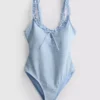 Costum de baie cu volane în carouri