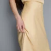 Fustă maxi din satin, cu croi în A Fustă maxi din satin, cu croi în A