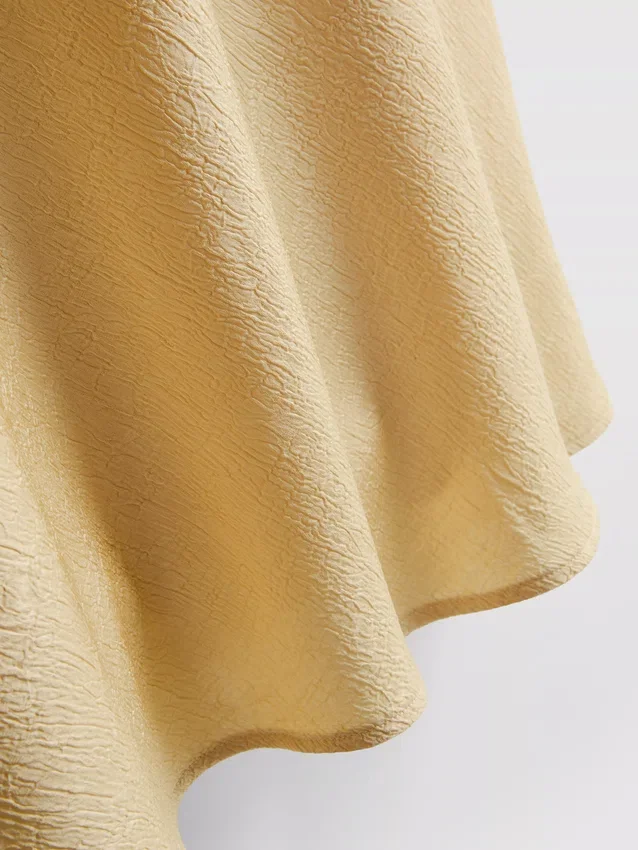 Fustă maxi din satin, cu croi în A Fustă maxi din satin, cu croi în A