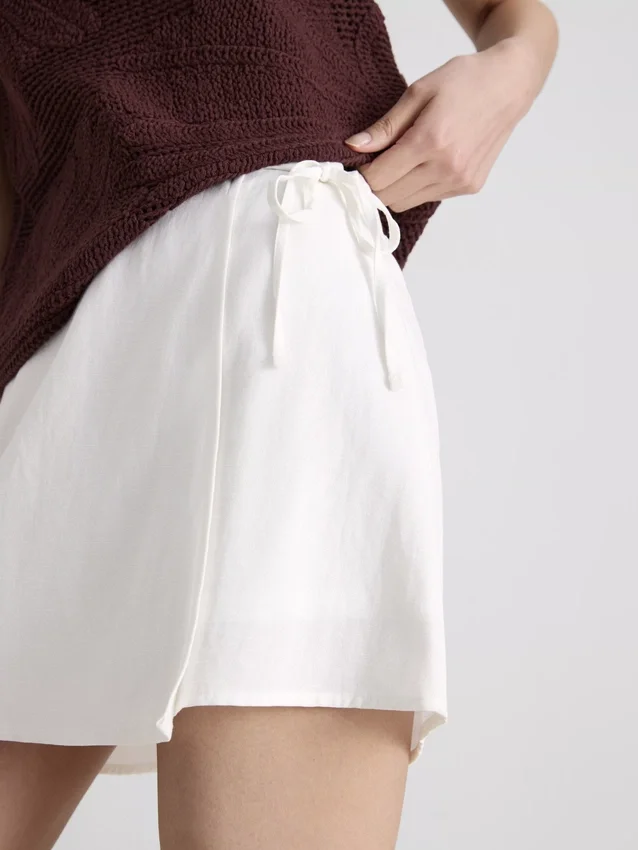Fustă-pantalon mini din amestec de in, cu legături laterale Fustă-pantalon mini din amestec de in, cu legături laterale