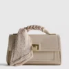 Geantă crossbody cu detaliu eșarfă