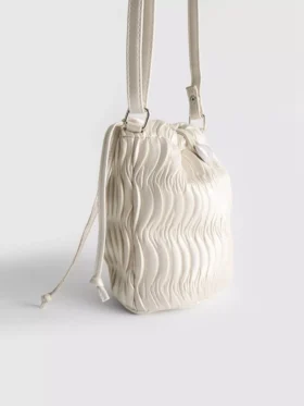 Geantă crossbody tip „bucket” cu volane
