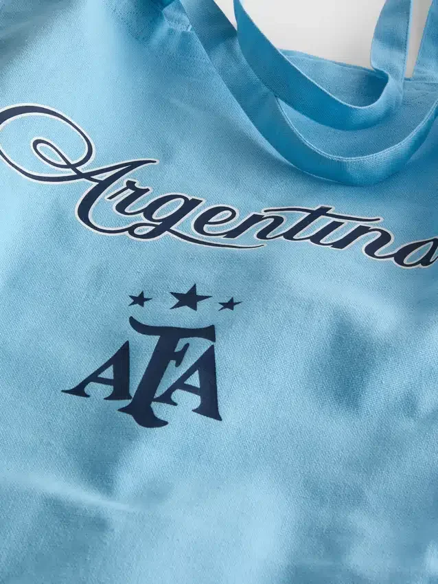 Geantă de pânză cu tematică fotbalistică din Argentina Geantă de pânză cu tematică fotbalistică din Argentina