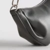 Geantă de umăr tip sling din imitație de piele Geantă de umăr tip sling din imitație de piele
