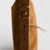 Geanta crossbody pliabilă din piele de căprioară „The Edit“ Geanta crossbody pliabilă din piele de căprioară „The Edit“