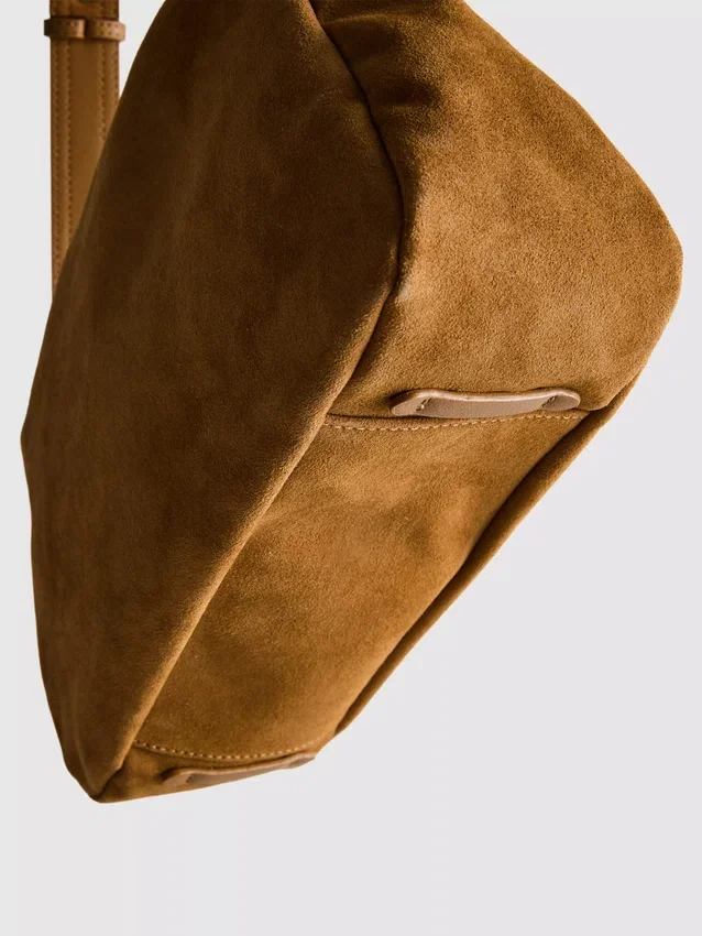 Geanta crossbody pliabilă din piele de căprioară „The Edit“ Geanta crossbody pliabilă din piele de căprioară „The Edit“