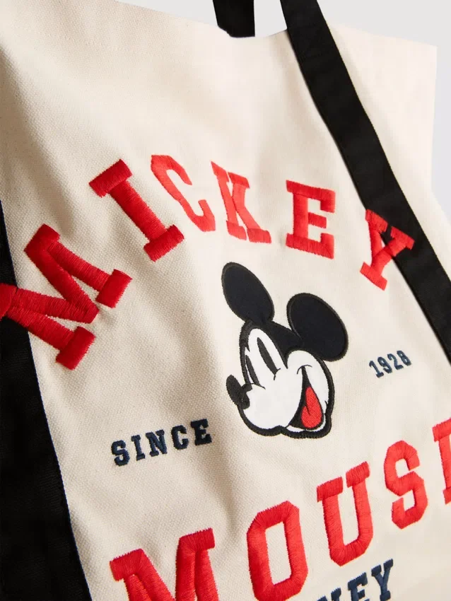 Gență de pânză cu imprimeu grafic „Mickey și prietenii” de la Disney, model XL Gență de pânză cu imprimeu grafic „Mickey și prietenii” de la Disney, model XL