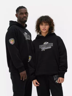 Hanorac cu glugă imprimat cu logo-ul echipei NFL Baltimore Ravens