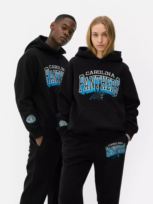 Hanorac cu logo-ul echipei Carolina Panthers din NFL Hanorac cu logo-ul echipei Carolina Panthers din NFL