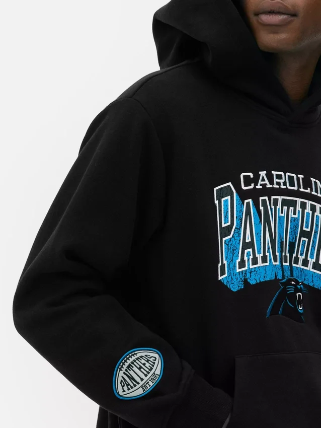 Hanorac cu logo-ul echipei Carolina Panthers din NFL Hanorac cu logo-ul echipei Carolina Panthers din NFL